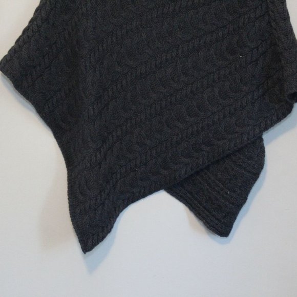 Guideboat Irish Cable Knit Poncho Sweater Virgin Wool Women's Size S/M H11612 - Picture 3 of 12